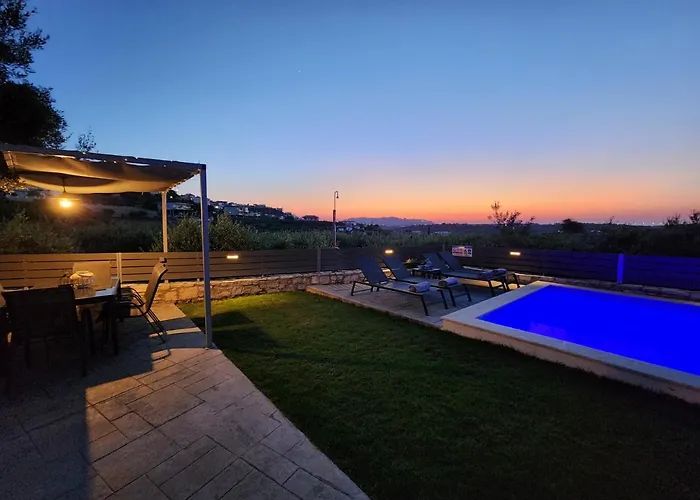 Villa Dionisia With Private Pool