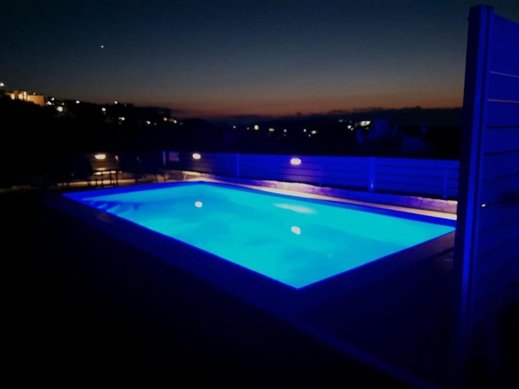 Dionisia With Private Pool Apartment