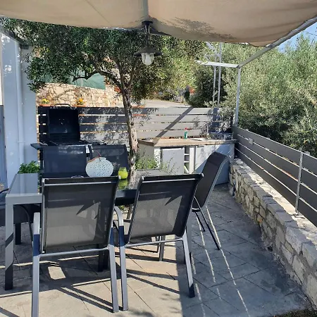 Villa Dionisia With Private Pool Roumeli Номер фото