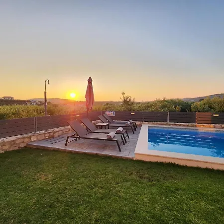 Villa Dionisia With Private Pool Roumeli Экстерьер фото