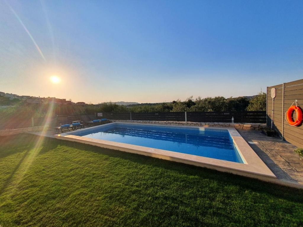 דירה Dionisia With Private Pool *